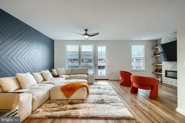 $3,700 | 2596 Neabsco Common Place, Woodbridge, VA 22191