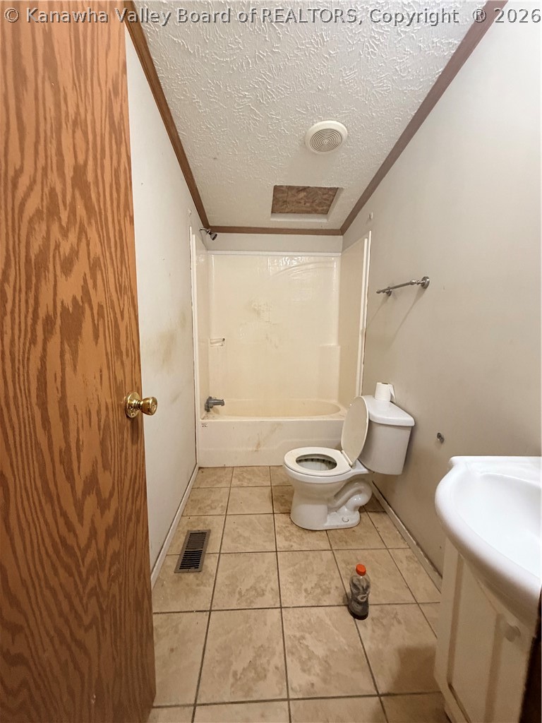 5993 North Fork Road Chapmanville, WV 25508 - Photo 13 of 20 Gallery Image 13