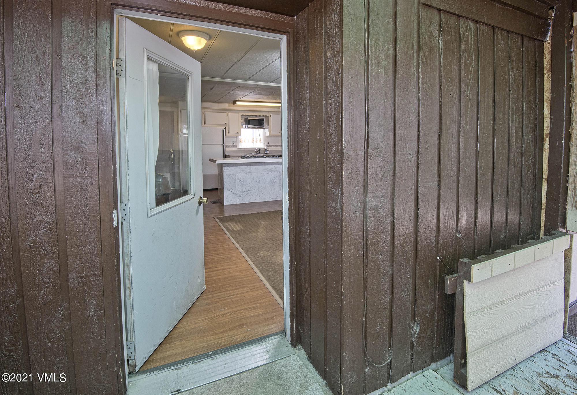 103 Beacon Road Gypsum, CO 81637 - Photo 4 of 28 103-BeaconRd-MLS_04