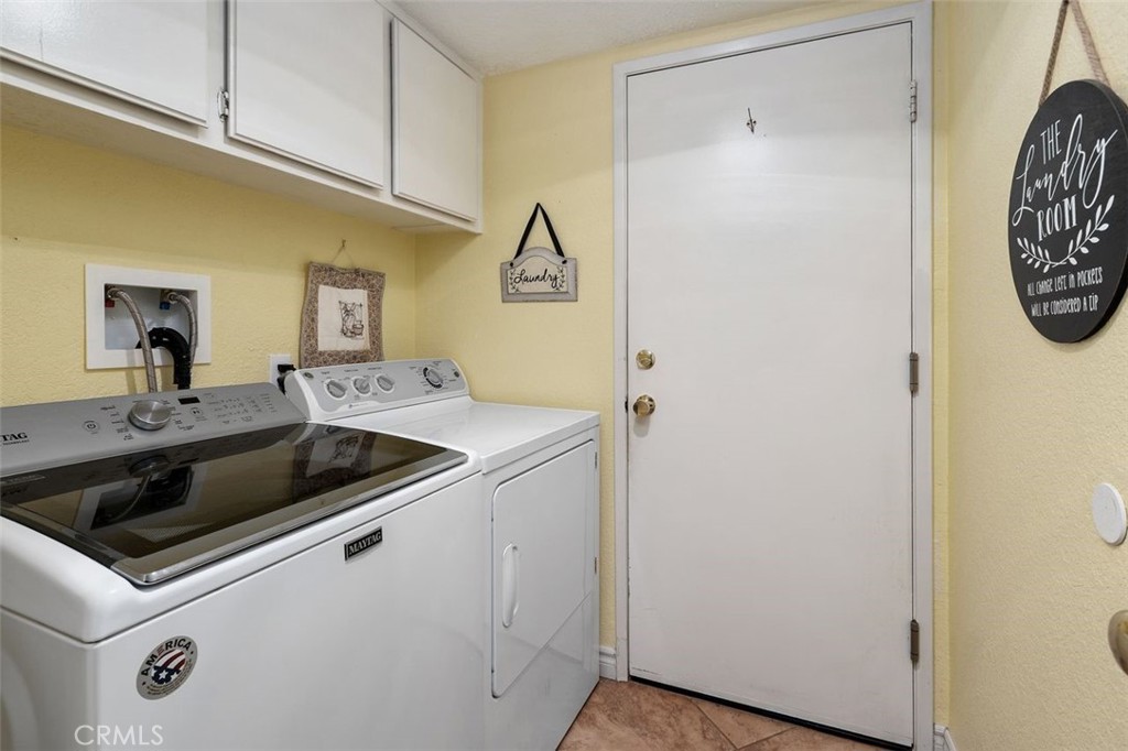 305 Mission Grove Parkway North Riverside, CA 92506 - Photo 31 of 49 a utility room with dryer and washer