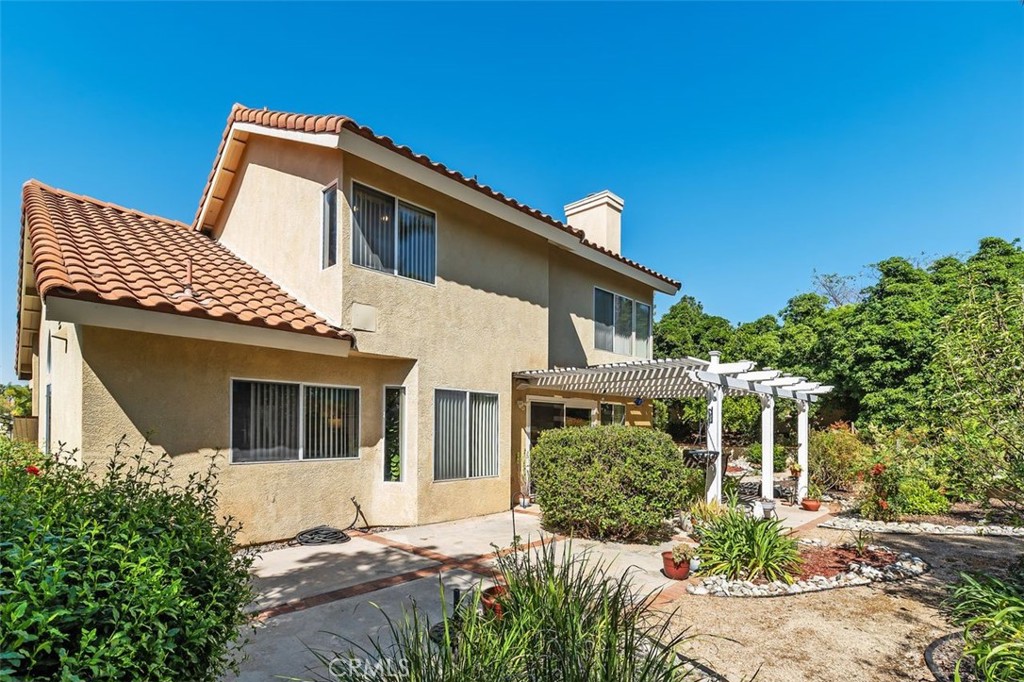 305 Mission Grove Parkway North Riverside, CA 92506 - Photo 48 of 49 a front view of a house with a yard