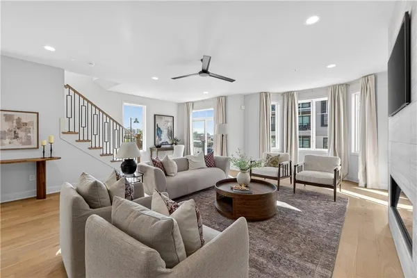 $5,295 | 2106 West 86th Street, Leawood, KS 66206