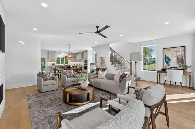 $5,295 | 2106 West 86th Street, Leawood, KS 66206