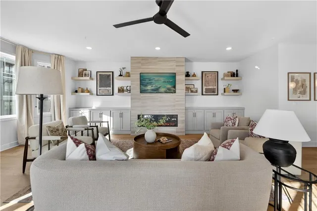 $5,295 | 2106 West 86th Street, Leawood, KS 66206