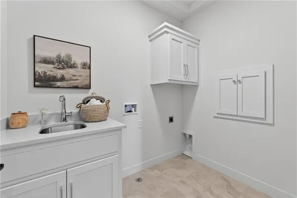 $5,295 | 2106 West 86th Street, Leawood, KS 66206