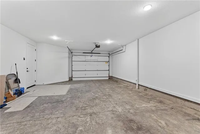 $5,295 | 2106 West 86th Street, Leawood, KS 66206