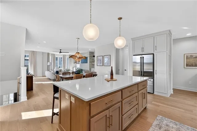 $5,295 | 2106 West 86th Street, Leawood, KS 66206