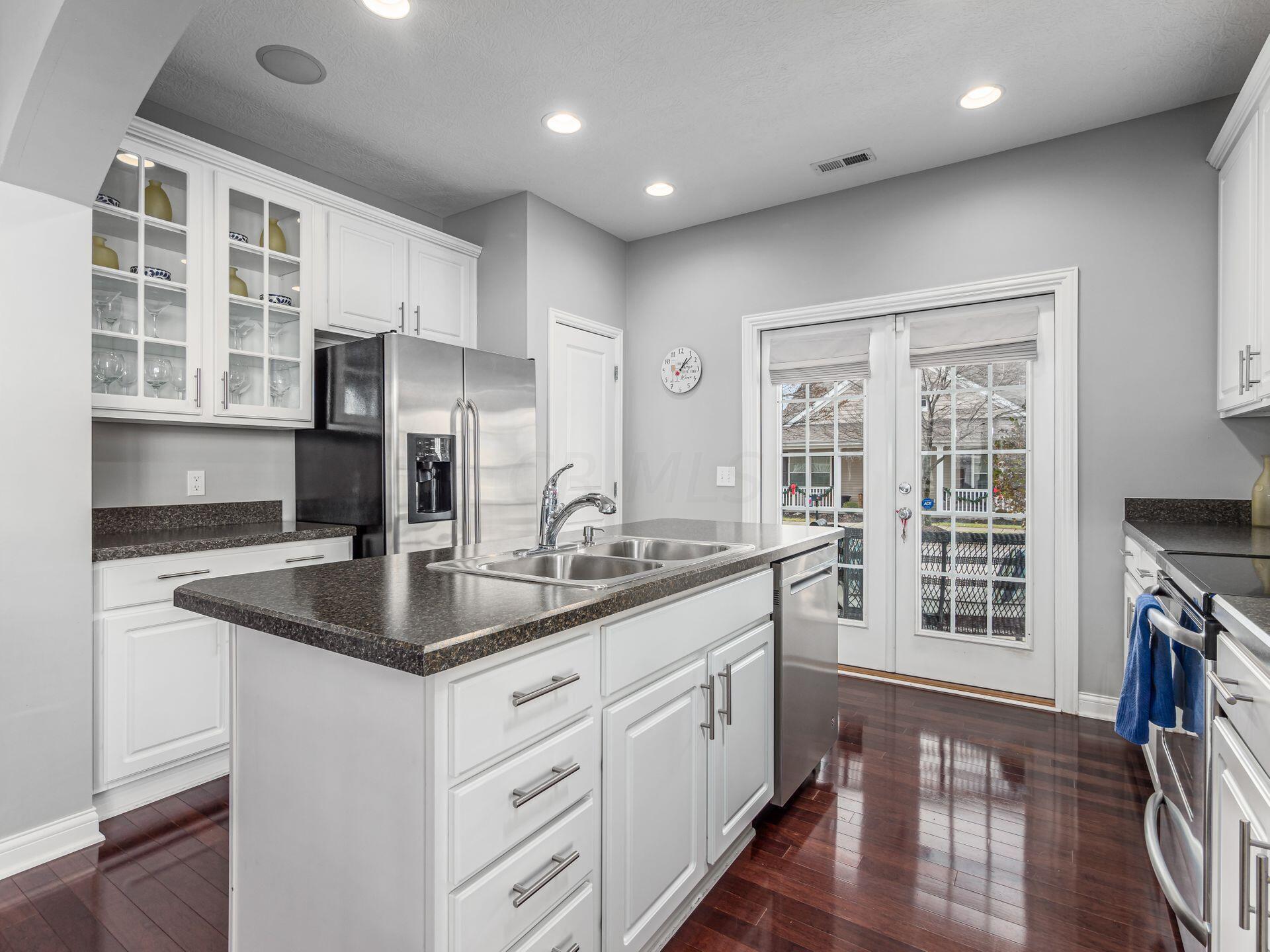 6176 Benon Road Westerville, OH 43081 - Photo 12 of 38 Kitchen