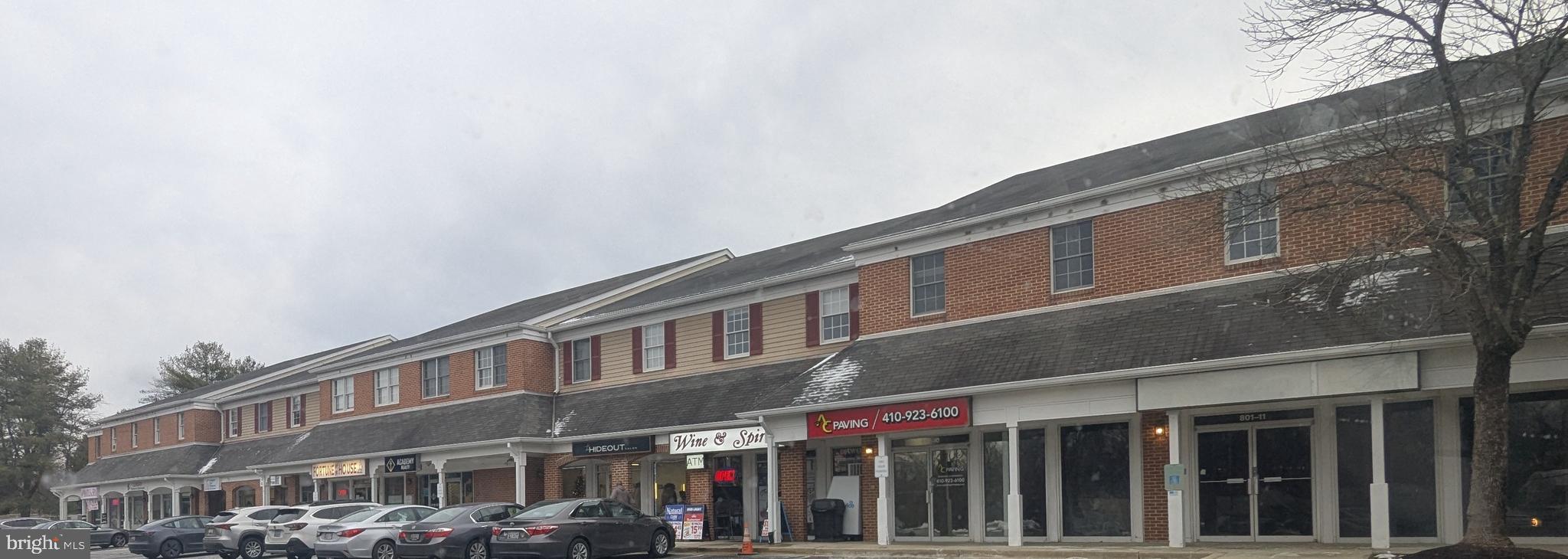 930 Astern Way, Unit 512 Annapolis, MD 21401 - Photo 46 of 58 a front view of a building with glass windows