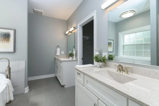 $399,900 | 303 Waldon Drive, Battle Creek, MI 49015