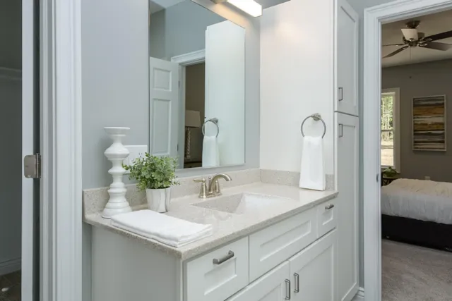 $399,900 | 303 Waldon Drive, Battle Creek, MI 49015