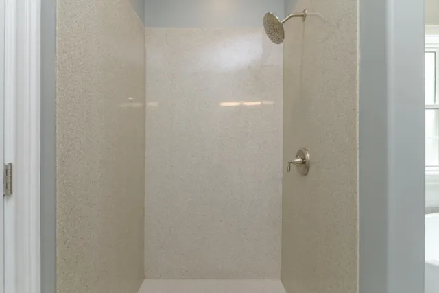 $399,900 | 303 Waldon Drive, Battle Creek, MI 49015