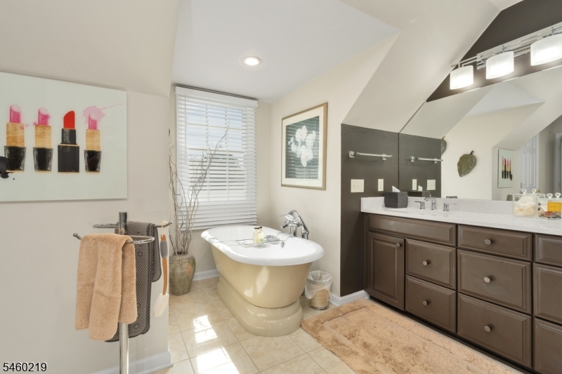 104 Robbins Road Branchburg, NJ 08876 - Photo 38 of 48 Gallery Image 38