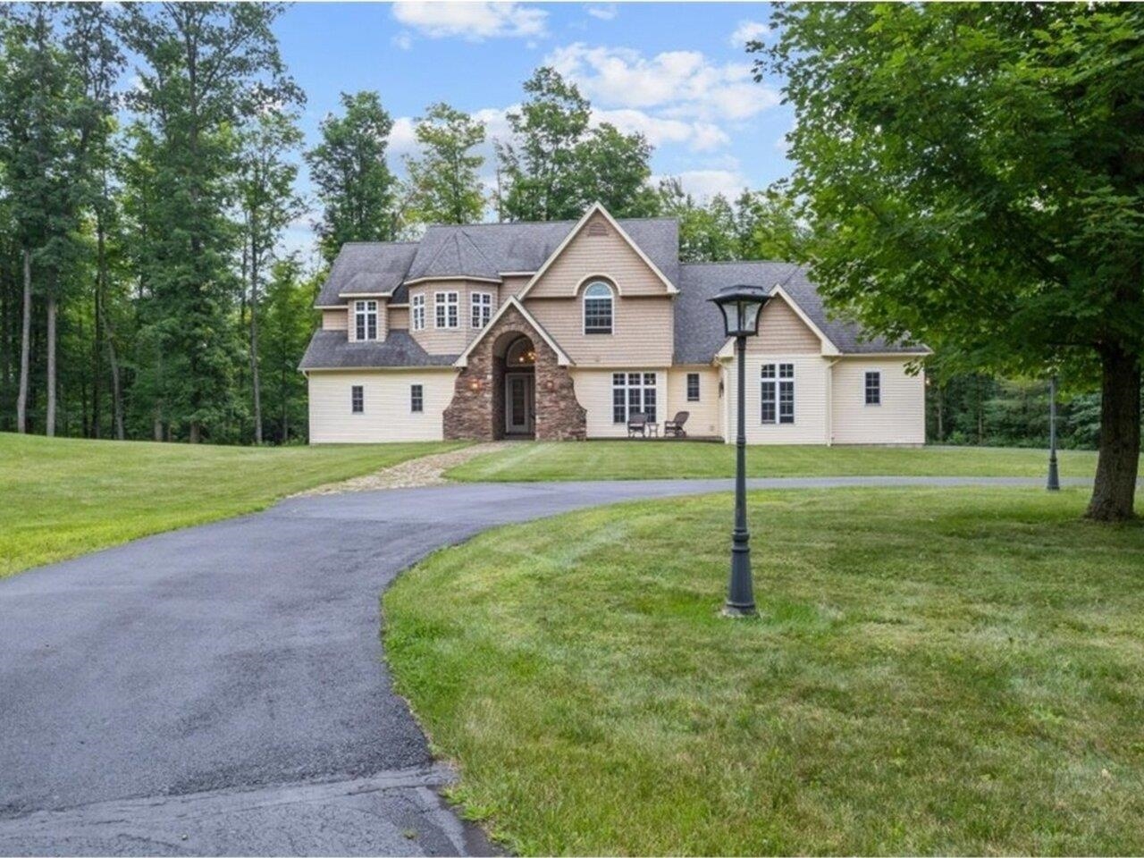 4357 Oak Hill Road Williston, VT 05495 - Photo 37 of 40