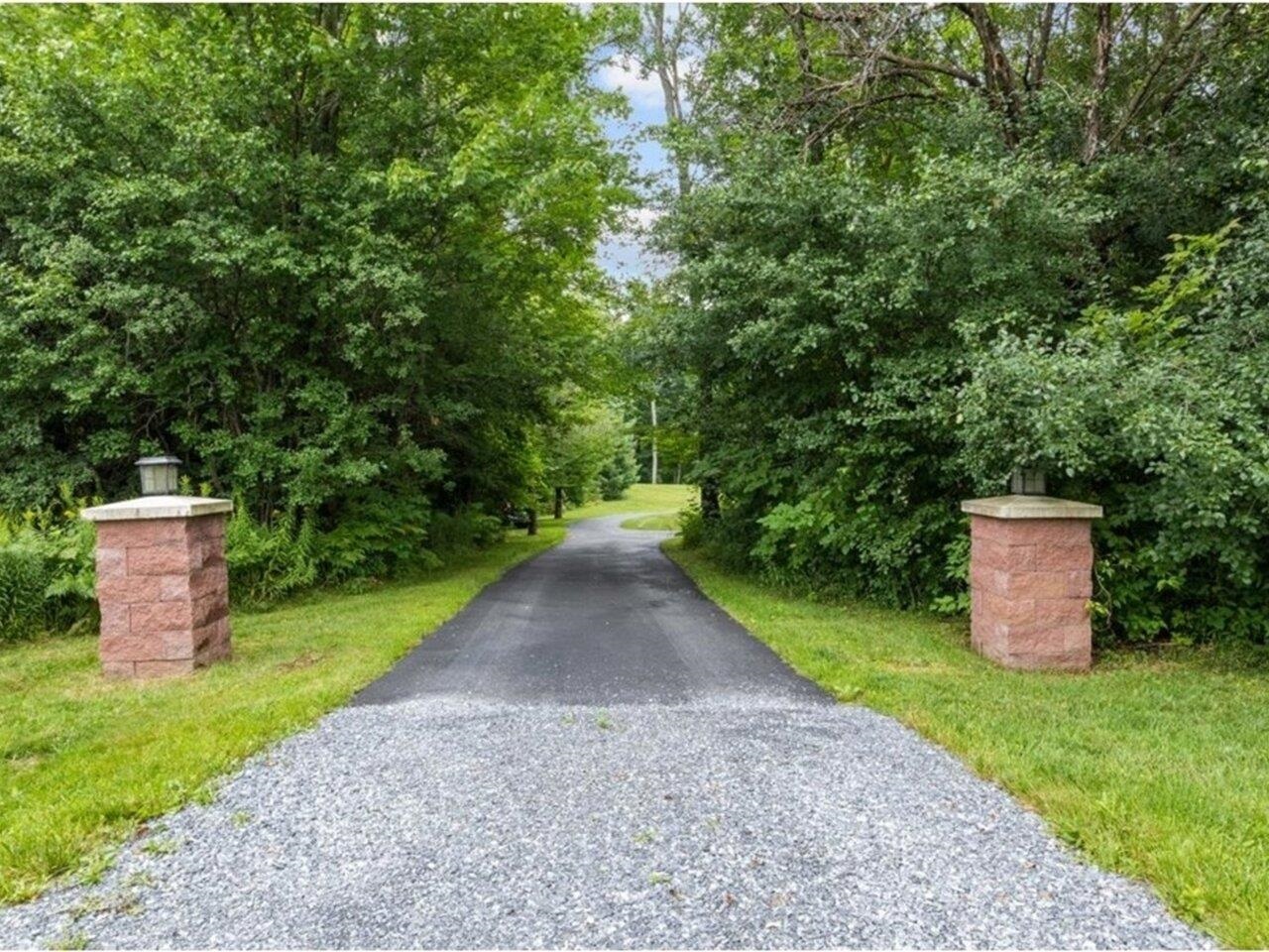 4357 Oak Hill Road Williston, VT 05495 - Photo 39 of 40