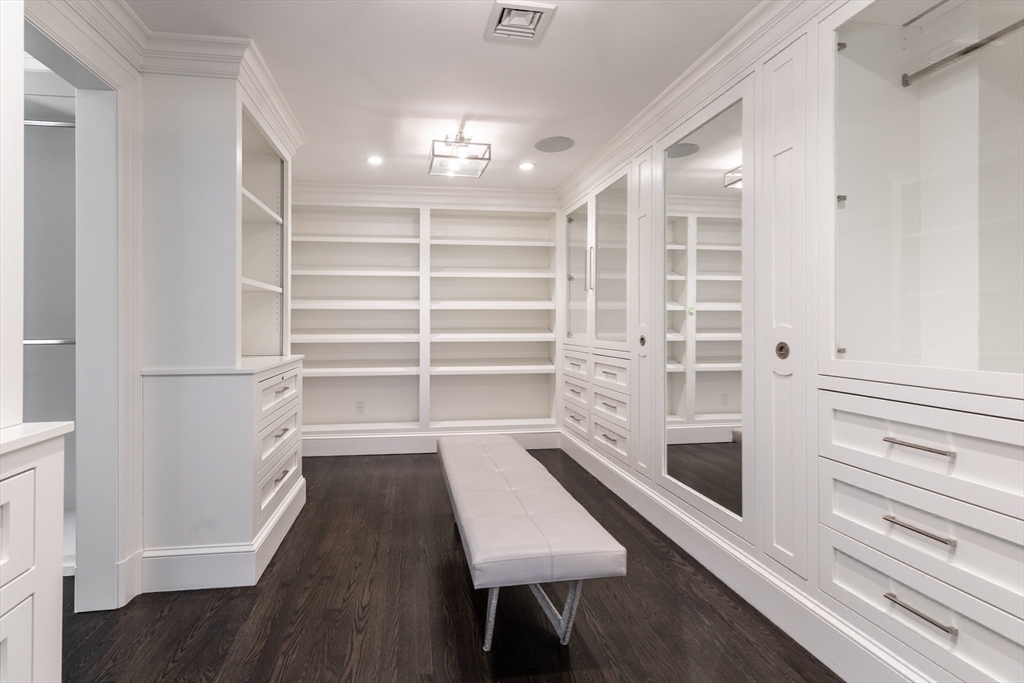 64 Albion Road Wellesley, MA 02481 - Photo 18 of 38