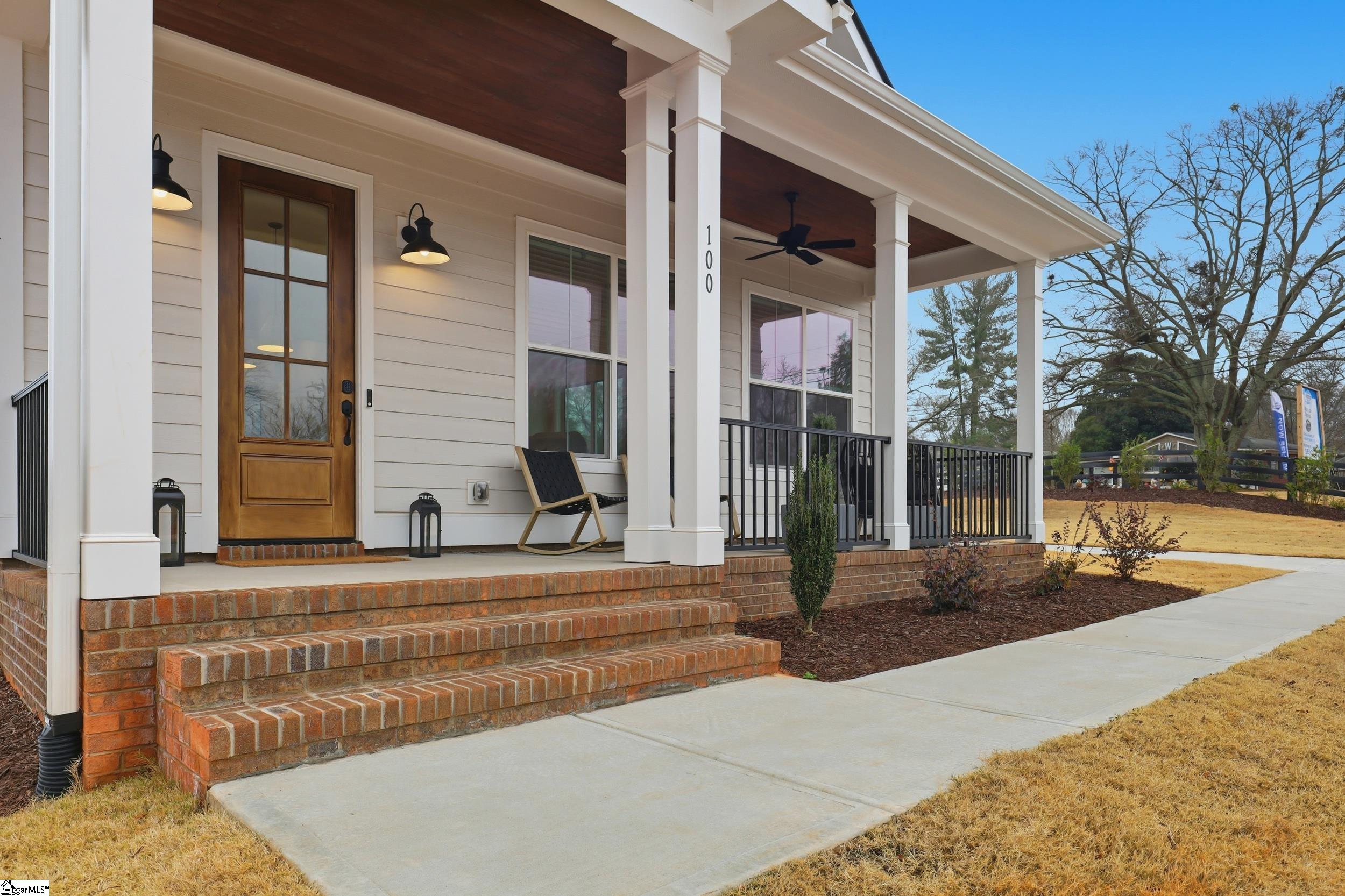 100 Benjamin Boulevard Pendleton, SC 29670 - Photo 3 of 50