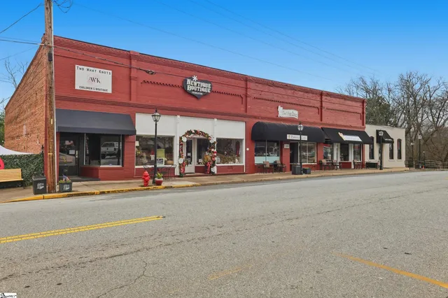 $525,000 | 100 Benjamin Boulevard, Pendleton, SC 29670