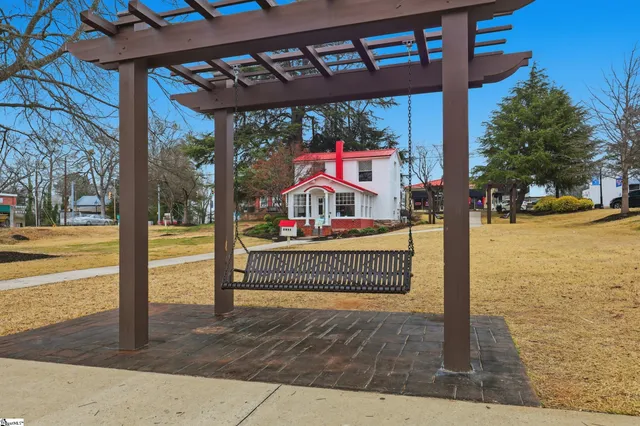 $525,000 | 100 Benjamin Boulevard, Pendleton, SC 29670