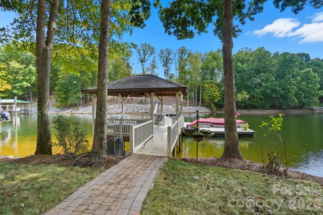 $2,199,000 | 107 Nautilis Court, Troutman, NC 28166