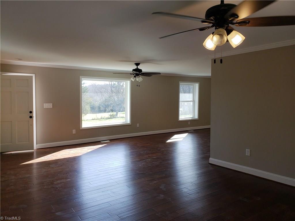 348 Green Valley Road Asheboro, NC 27205 - Photo 11 of 29 Gallery Image 11