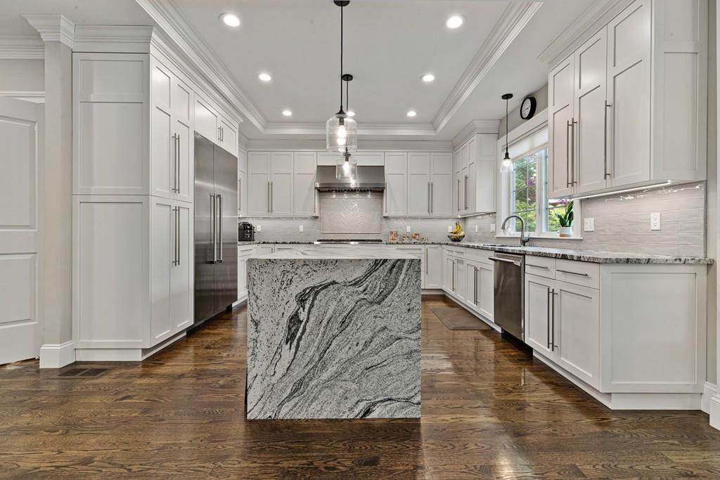 36 Nickerson Road Newton, MA 02467 - Photo 7 of 28