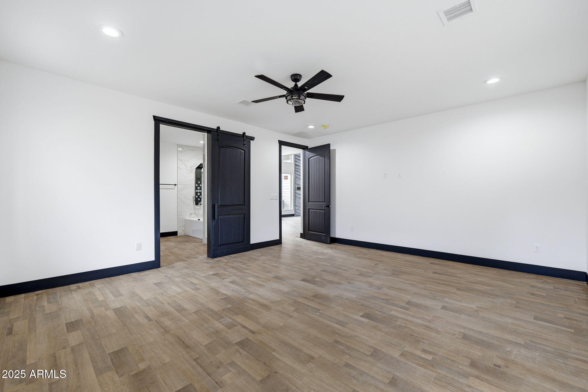 2400 West Bench Road Show Low, AZ 85901 - Photo 16 of 37 a view of a livingroom with a ceiling fan window and a ceiling fan