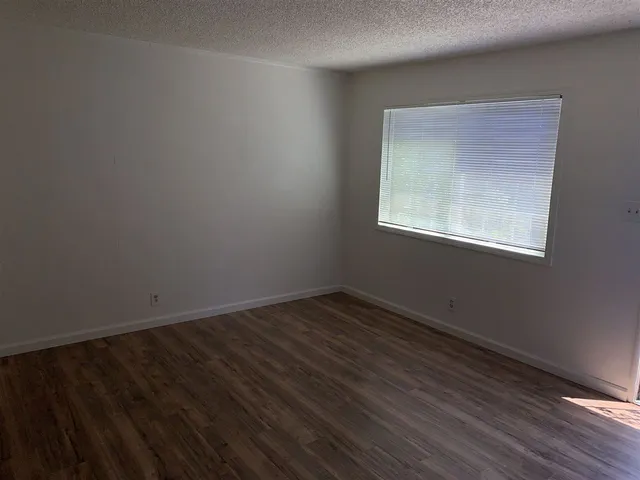 $1,850 | 124 West 8th Street, Unit B, Tracy, CA 95376