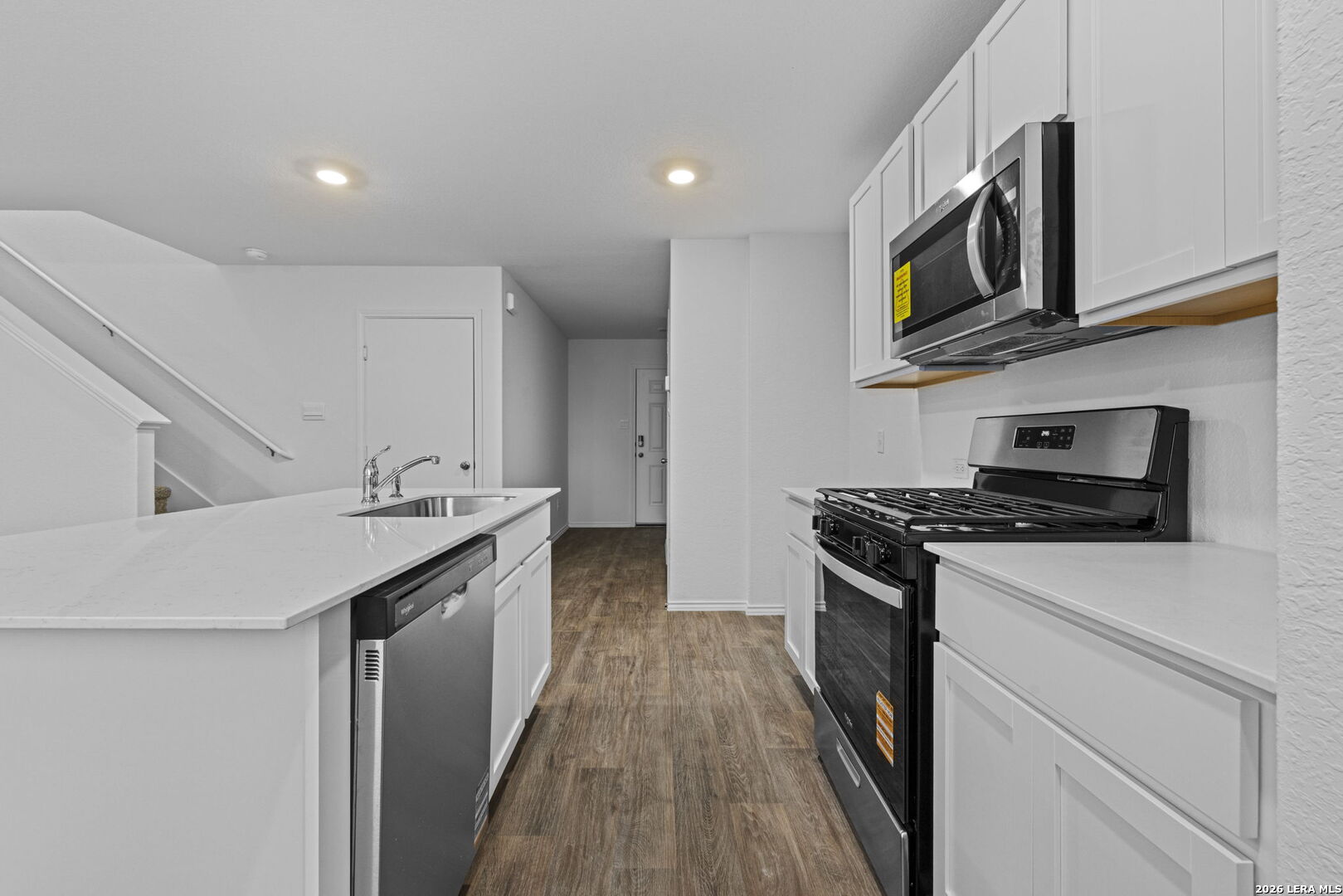 12615 Desert Fox Converse, TX 78109 - Photo 5 of 21