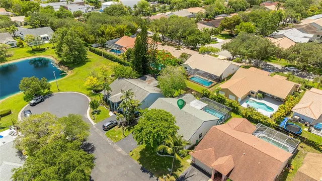 $665,000 | 9910 Northwest 53rd Court, Coral Springs, FL 33076