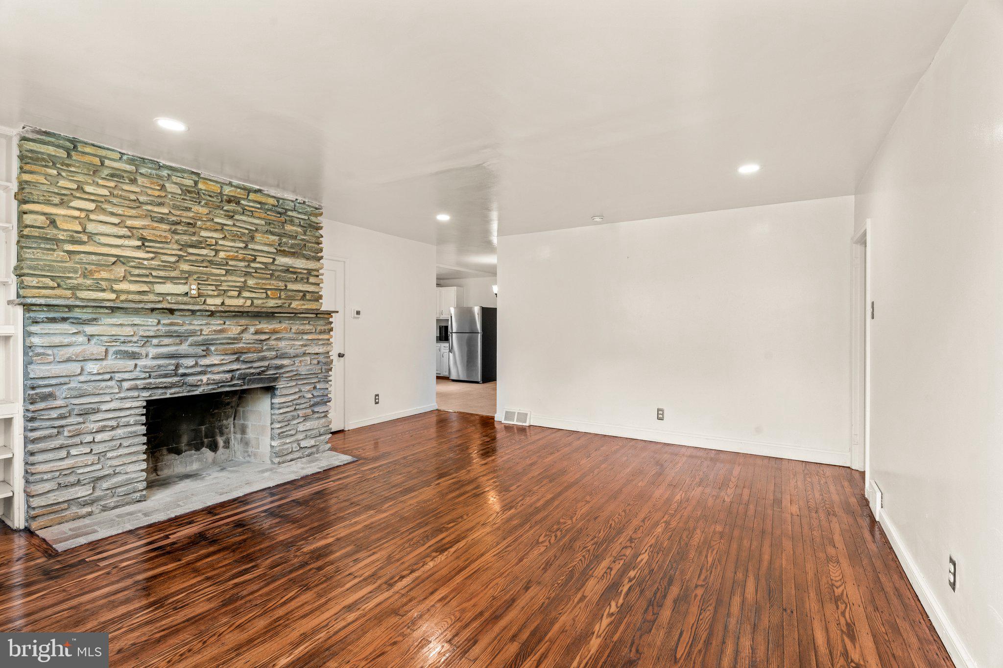 8012 Jenkintown Road Cheltenham, PA 19012 - Photo 4 of 19