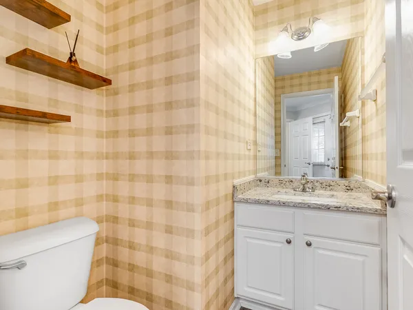 $3,000 | 2494 Stoughton Circle, Aurora, IL 60502