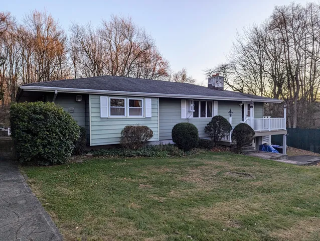 $2,900 | 14 Stuart Drive, Danbury, CT 06811