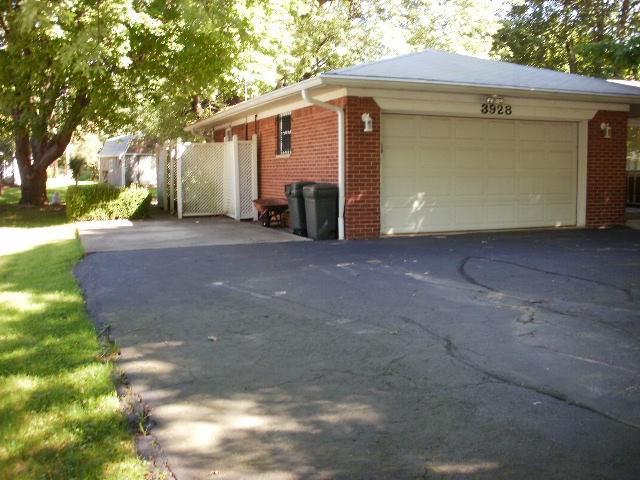 3928 Fairview Road Greenwood, IN 46142 - Photo 2 of 21 Gallery Image 2
