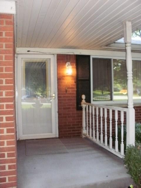 3928 Fairview Road Greenwood, IN 46142 - Photo 3 of 21 Gallery Image 3
