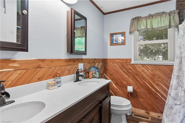 $180,000 | 415 Decatur Avenue, Elkin, NC 28621