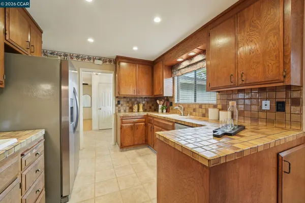 $1,945,000 | 34 Sherwood Court, Moraga, CA 94556