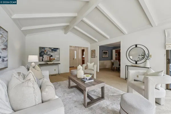 $1,945,000 | 34 Sherwood Court, Moraga, CA 94556