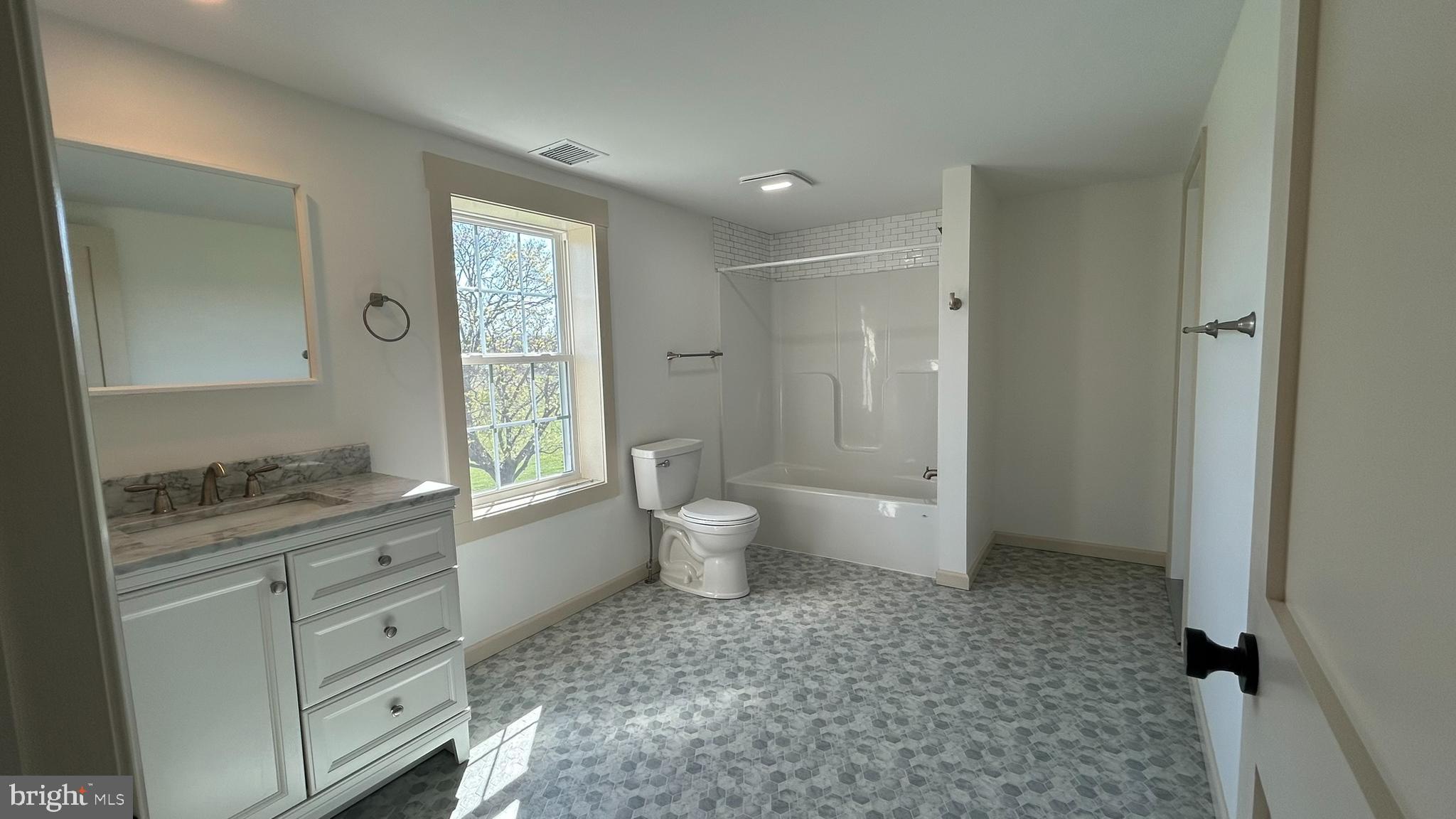165 Ammon Road Elverson, PA 19520 - Photo 27 of 32 Hall Bath