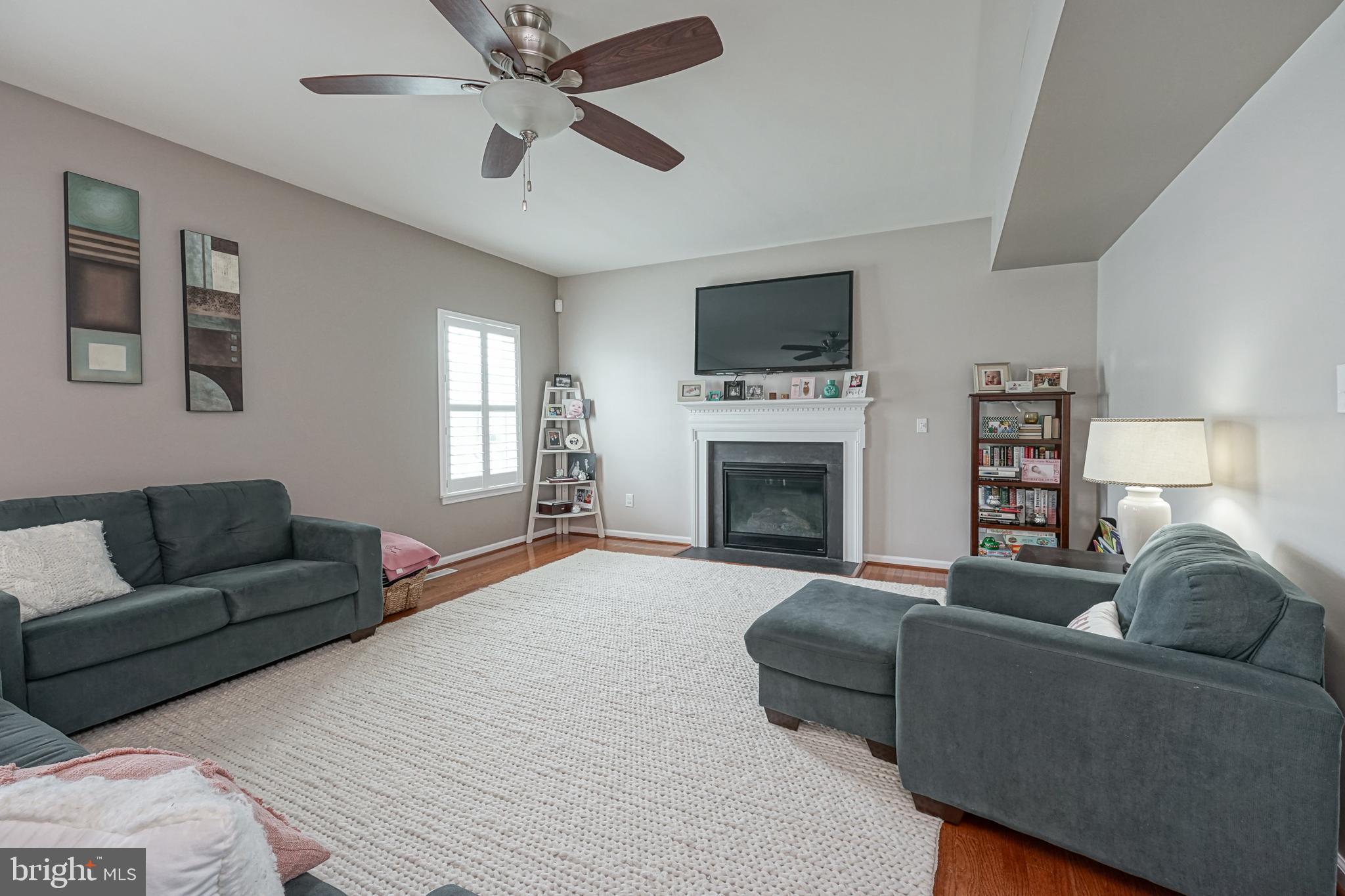259 Staggerbush Road Williamstown, NJ 08094 - Photo 11 of 38 Family Room