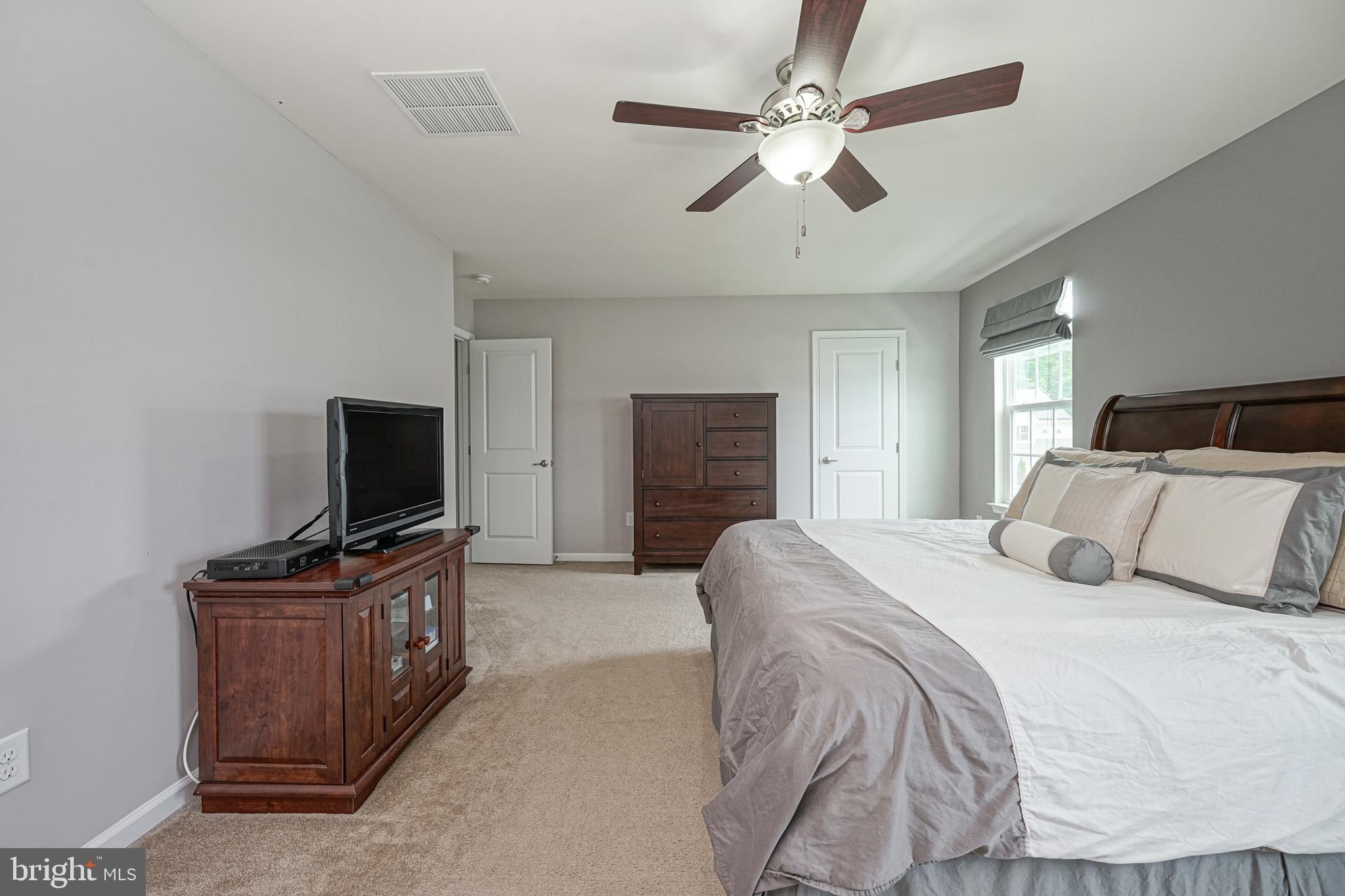 259 Staggerbush Road Williamstown, NJ 08094 - Photo 19 of 38 Master Bedroom