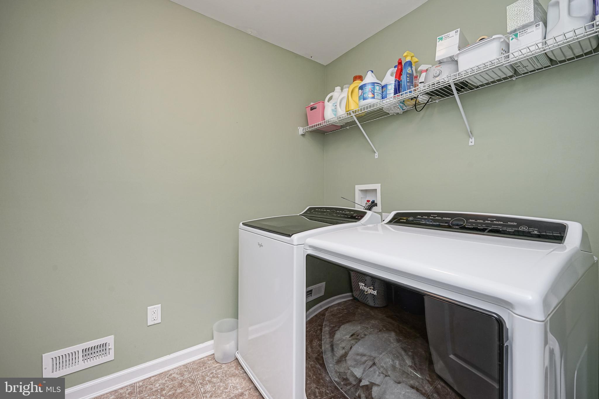 259 Staggerbush Road Williamstown, NJ 08094 - Photo 31 of 38 2nd Floor Laundry Room