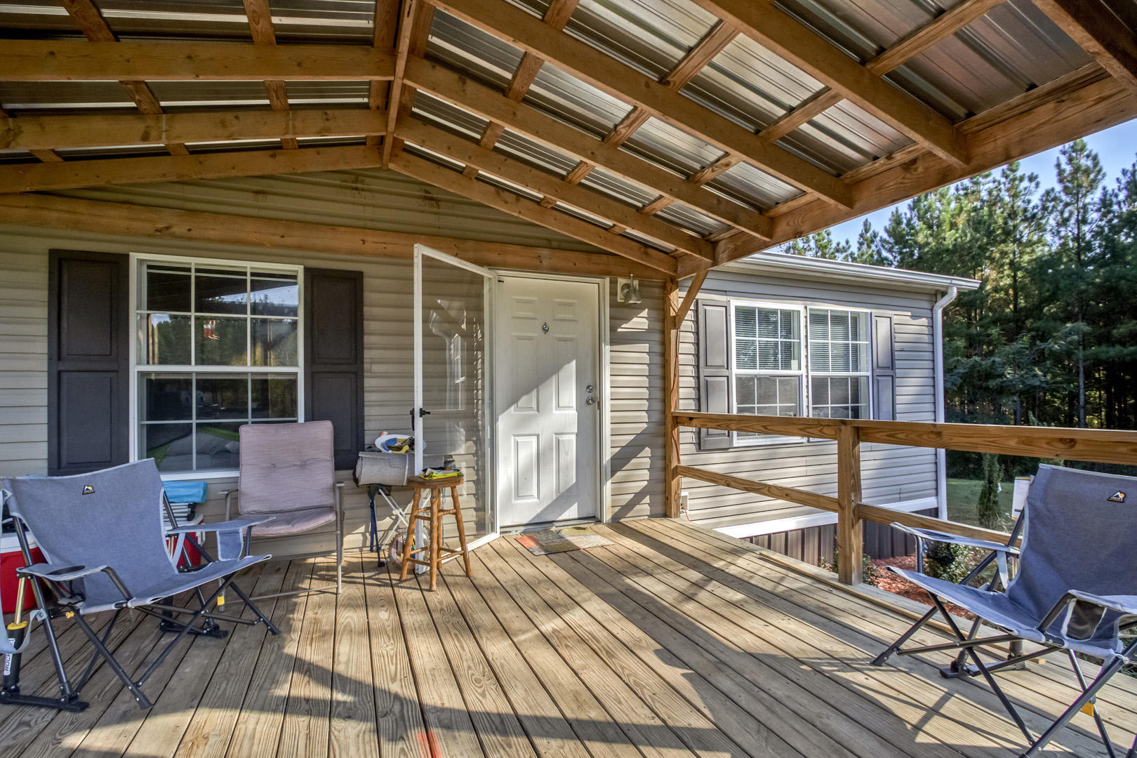 754 Plank Road Decatur, TN 37322 - Photo 2 of 27 02_PlankRoad_754_FrontPorch