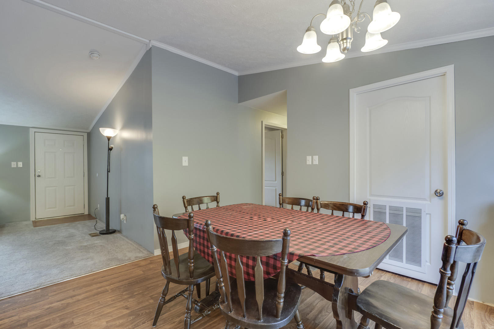 754 Plank Road Decatur, TN 37322 - Photo 8 of 27 08_PlankRoad_754_Dining02