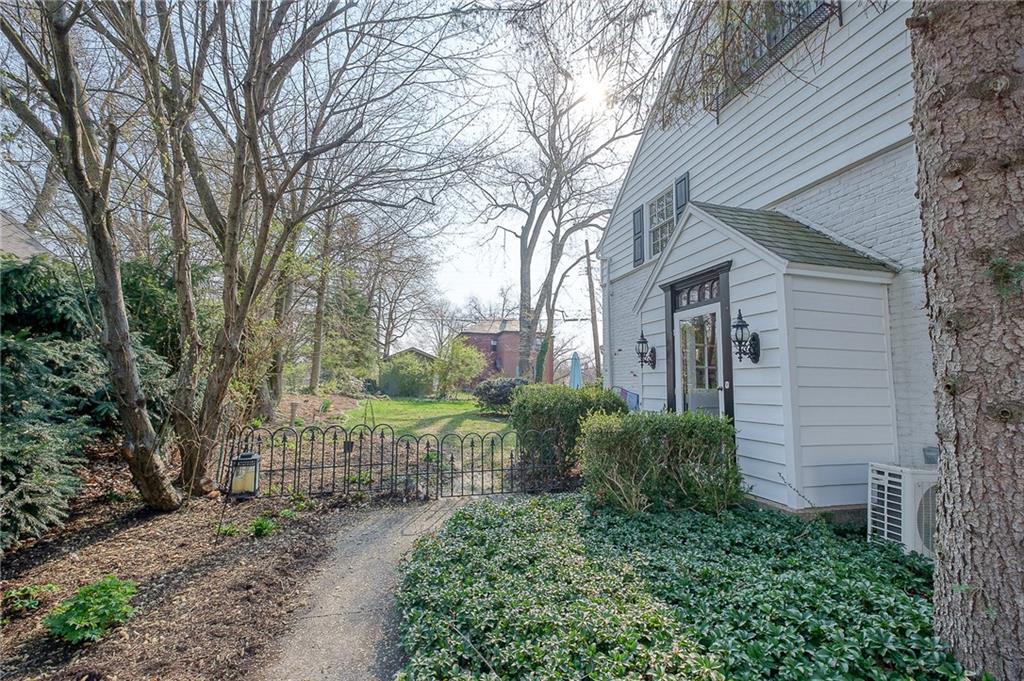 29 Oxford Road Pittsburgh, PA 15202 - Photo 22 of 25 Gallery Image 22
