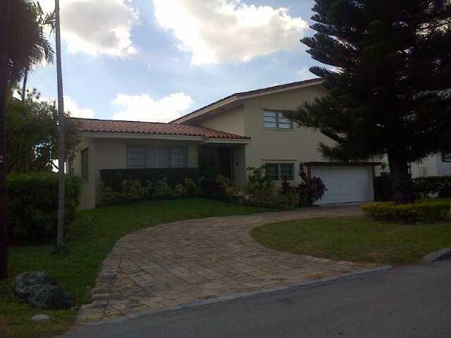 2012 Northeast 122nd Road North Miami, FL 33181 - Photo 1 of 17 Exterior Front