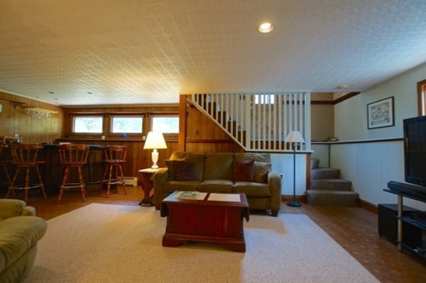 77 Copeland Road Lynn, MA 01904 - Photo 19 of 28 Gallery Image 19