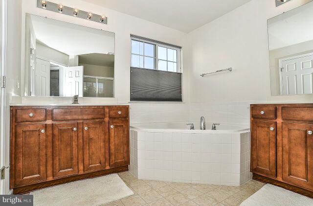 609 Hunters Road Culpeper, VA 22701 - Photo 15 of 30 Bath (Master)