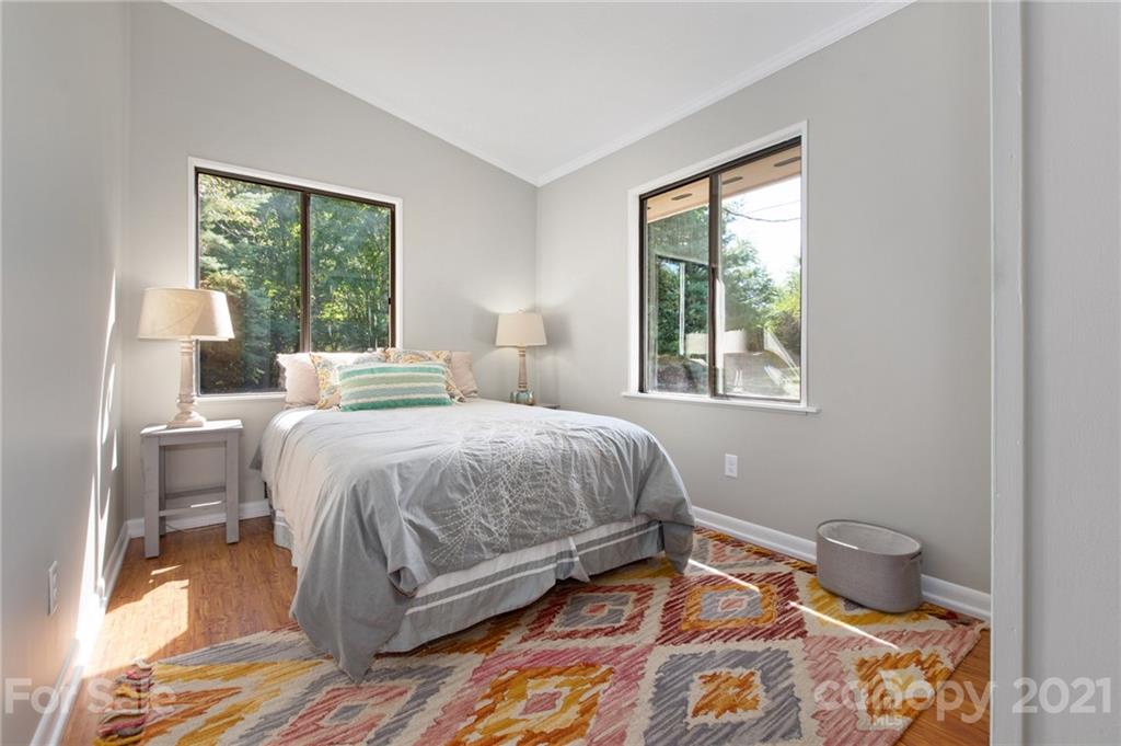 127 Avondale Ridge Road Asheville, NC 28803 - Photo 15 of 21 Gallery Image 15