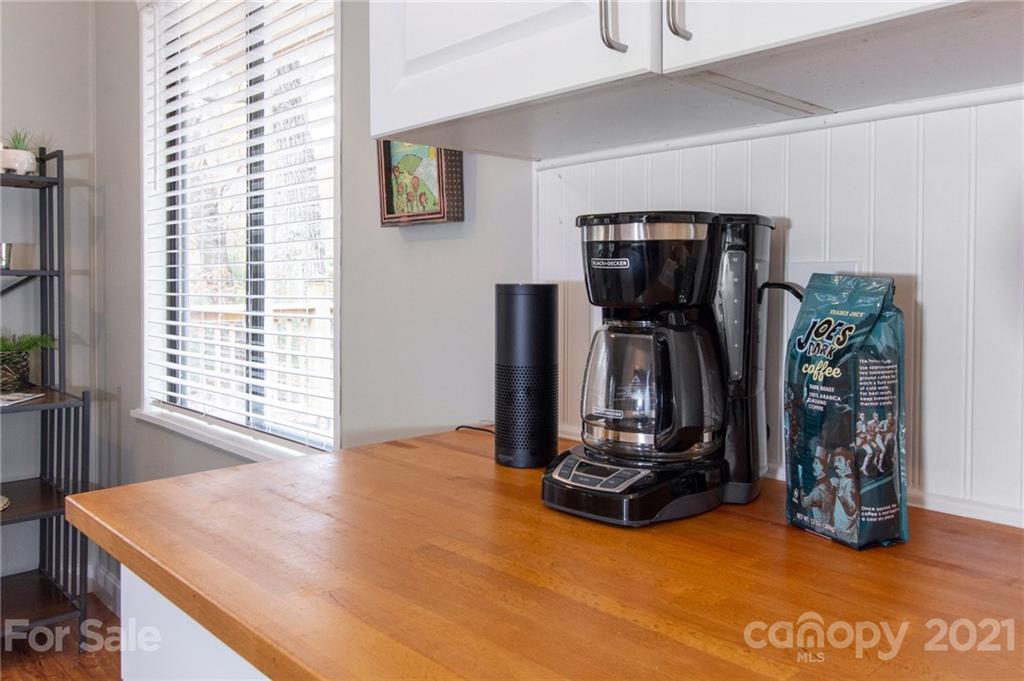 127 Avondale Ridge Road Asheville, NC 28803 - Photo 10 of 21 Gallery Image 10